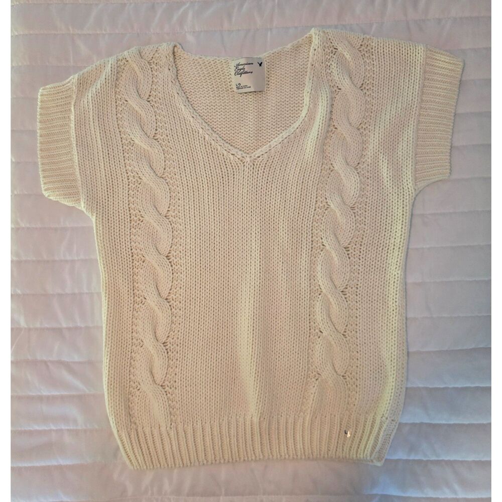 American Eagle Cable Knit Short Sleeve Sweater Women's Size L V-Neck Cozy Knit